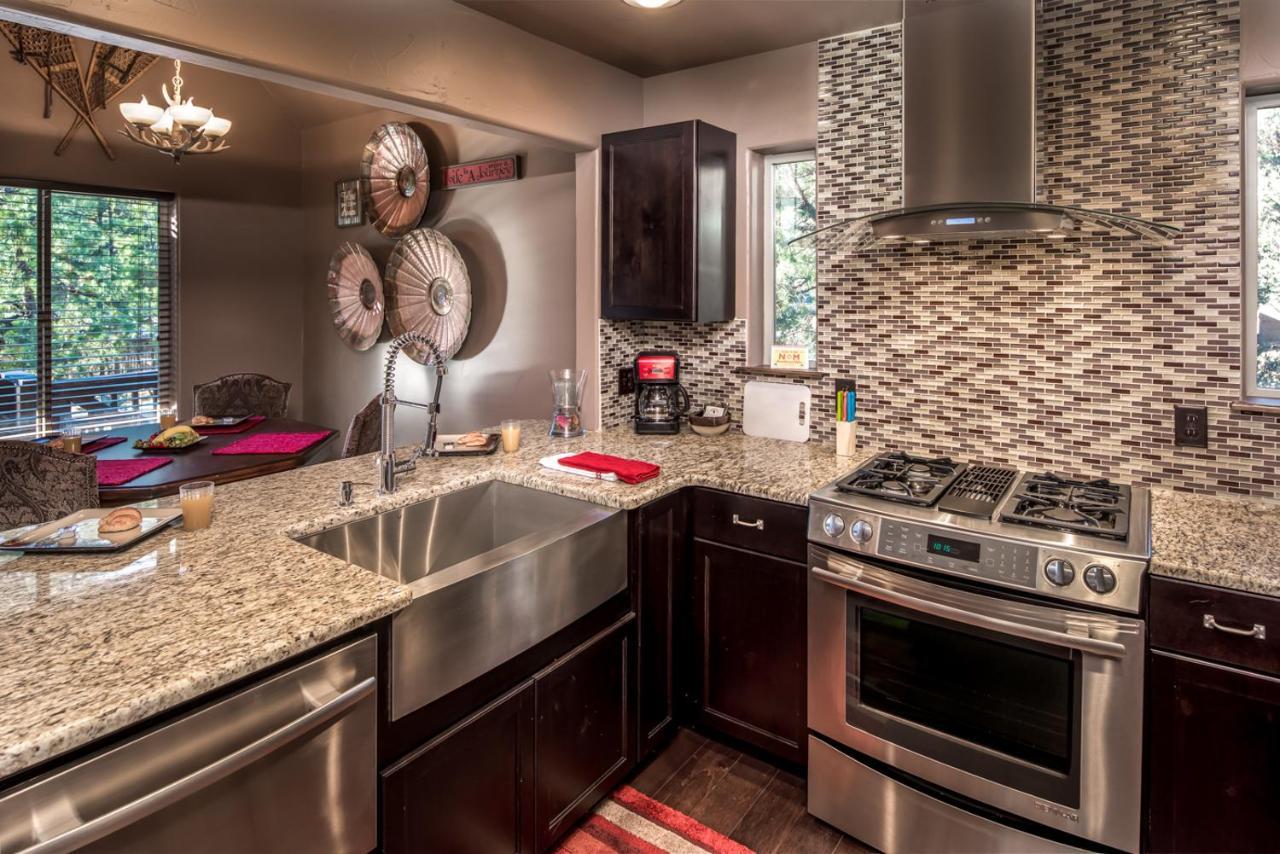 Fifth Dimension, 2 Bedrooms, Wifi, Hot Tub, Game Table, Grill, Sleeps 4 Ruidoso Eksteriør billede